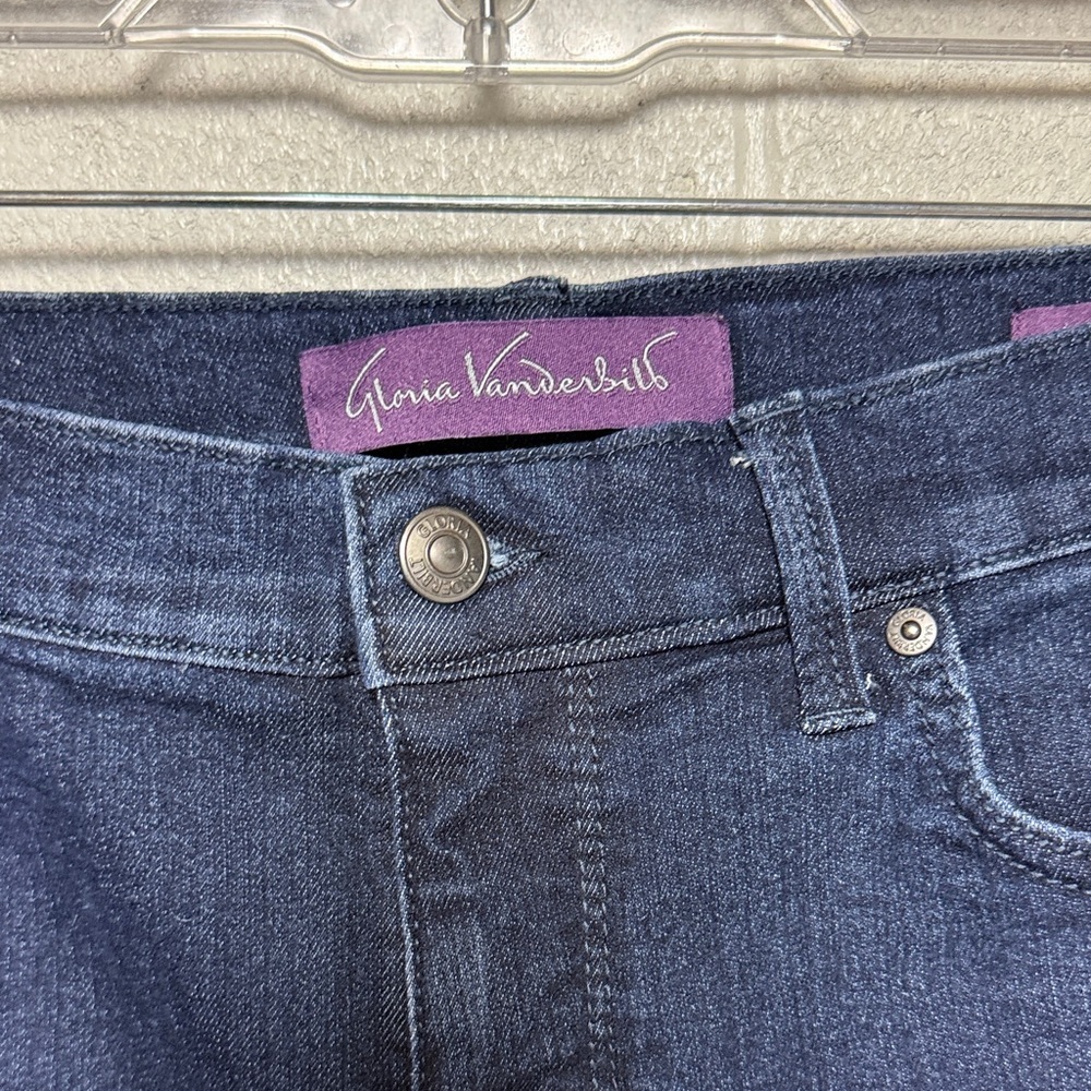 Gloria Vanderbilt Women's Dark Blue Amanda Jeans - Picture 7 of 13